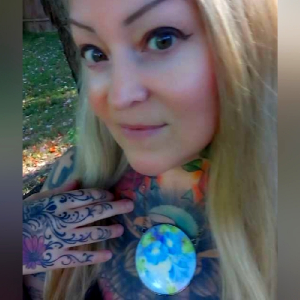 ❤ Artisan Hand Painted Porcelain Floral Statement Necklace